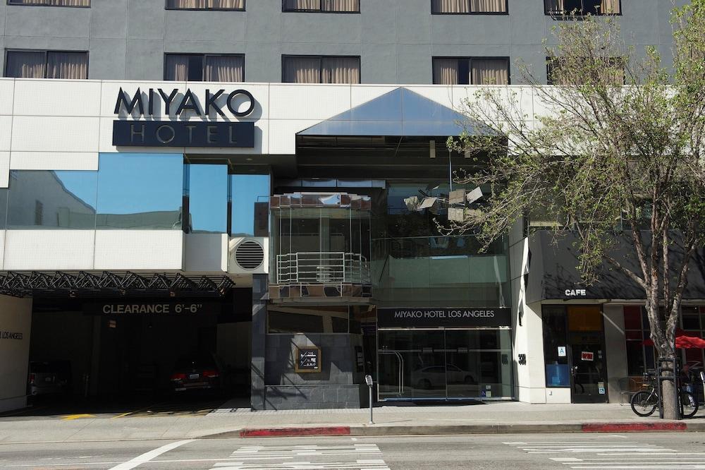 Miyako Angeles Hotel 3*